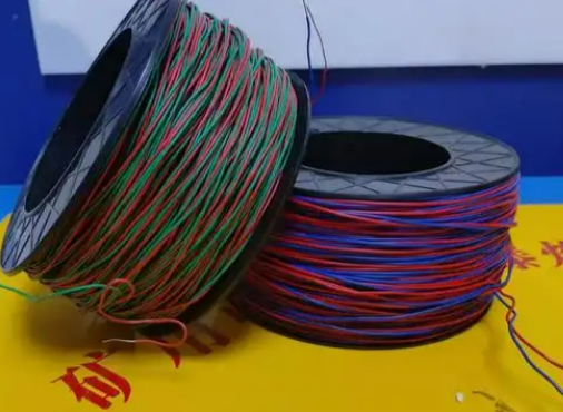 建湖放炮线的主要材质有哪些？不同材质的适用场景有何区别？
